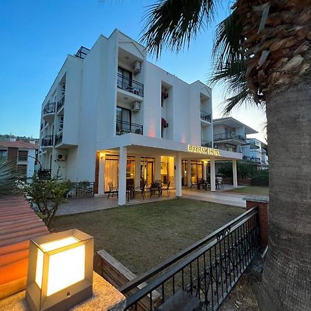 Bayram Hotel Çeşme Buitenkant foto