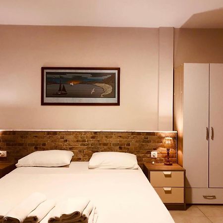 Bayram Hotel Çeşme Buitenkant foto