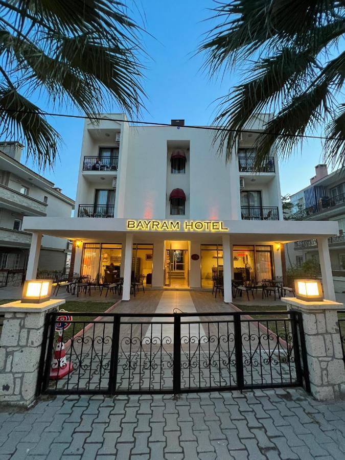 Bayram Hotel Çeşme Buitenkant foto