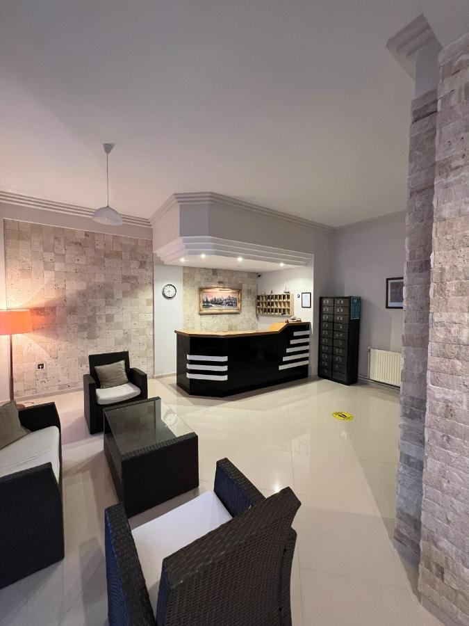 Bayram Hotel Çeşme Buitenkant foto