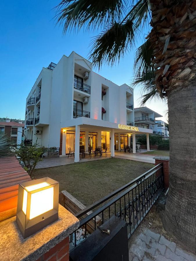 Bayram Hotel Çeşme Buitenkant foto