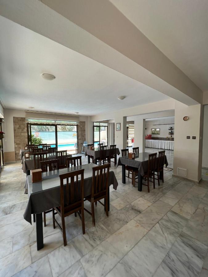 Bayram Hotel Çeşme Buitenkant foto